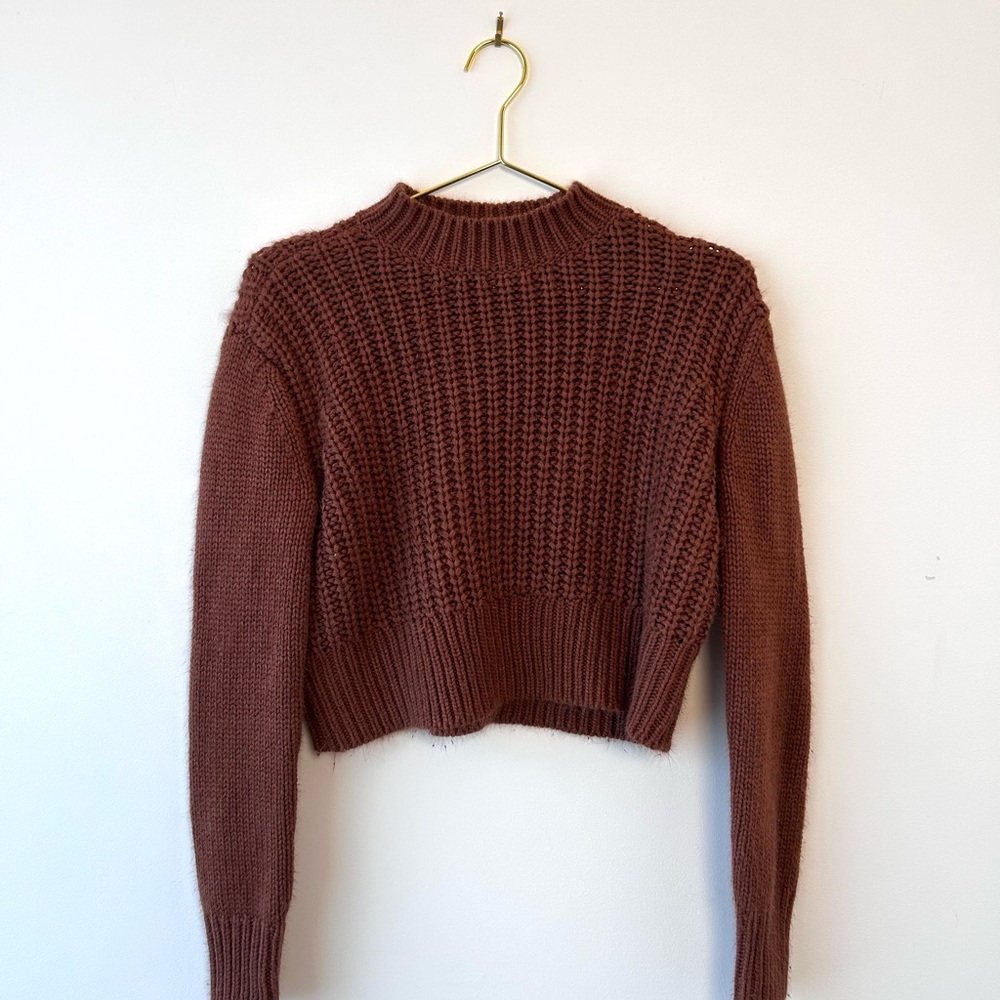 Pucsun Sweater